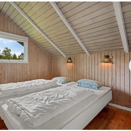 Dyssestraede 13 Holiday home *